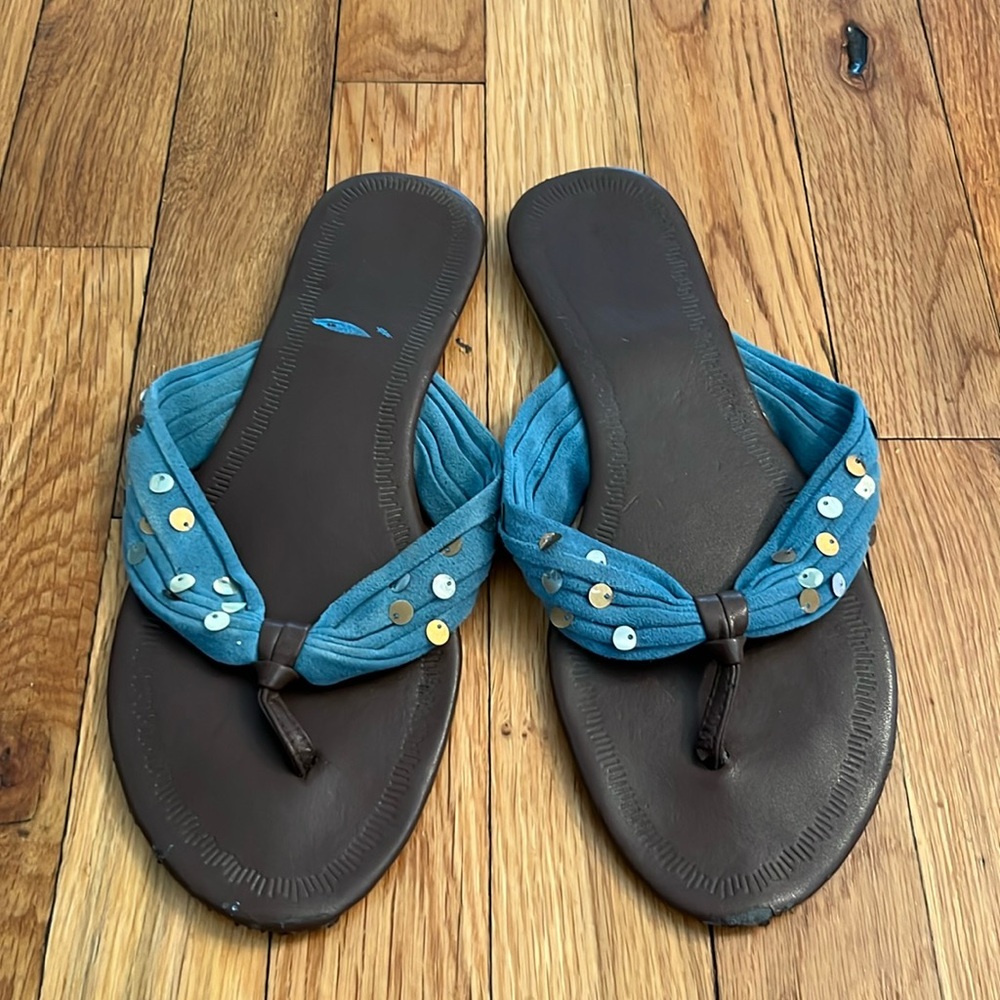 ** 3 for $20** Teal flat thong sandals size 8-9